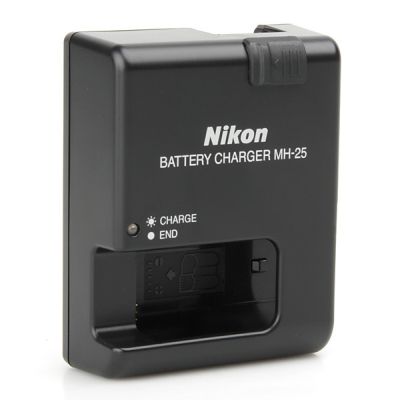 0380210011 - NIKON MH25A CARICABATTERIE PER ENEL15